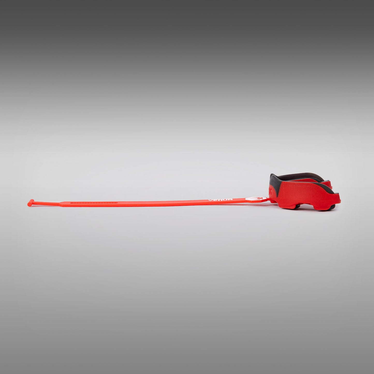 Venum Predator Protector Bucal con Correa/Sin Correa - Rojo/Negro