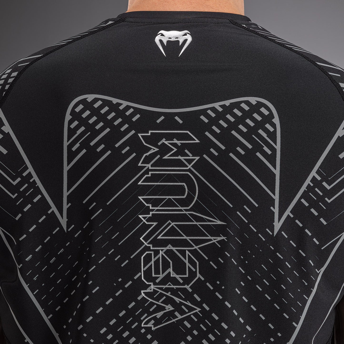 Venum Midnight Fury Dry Tech – Negro/Gris/Plata