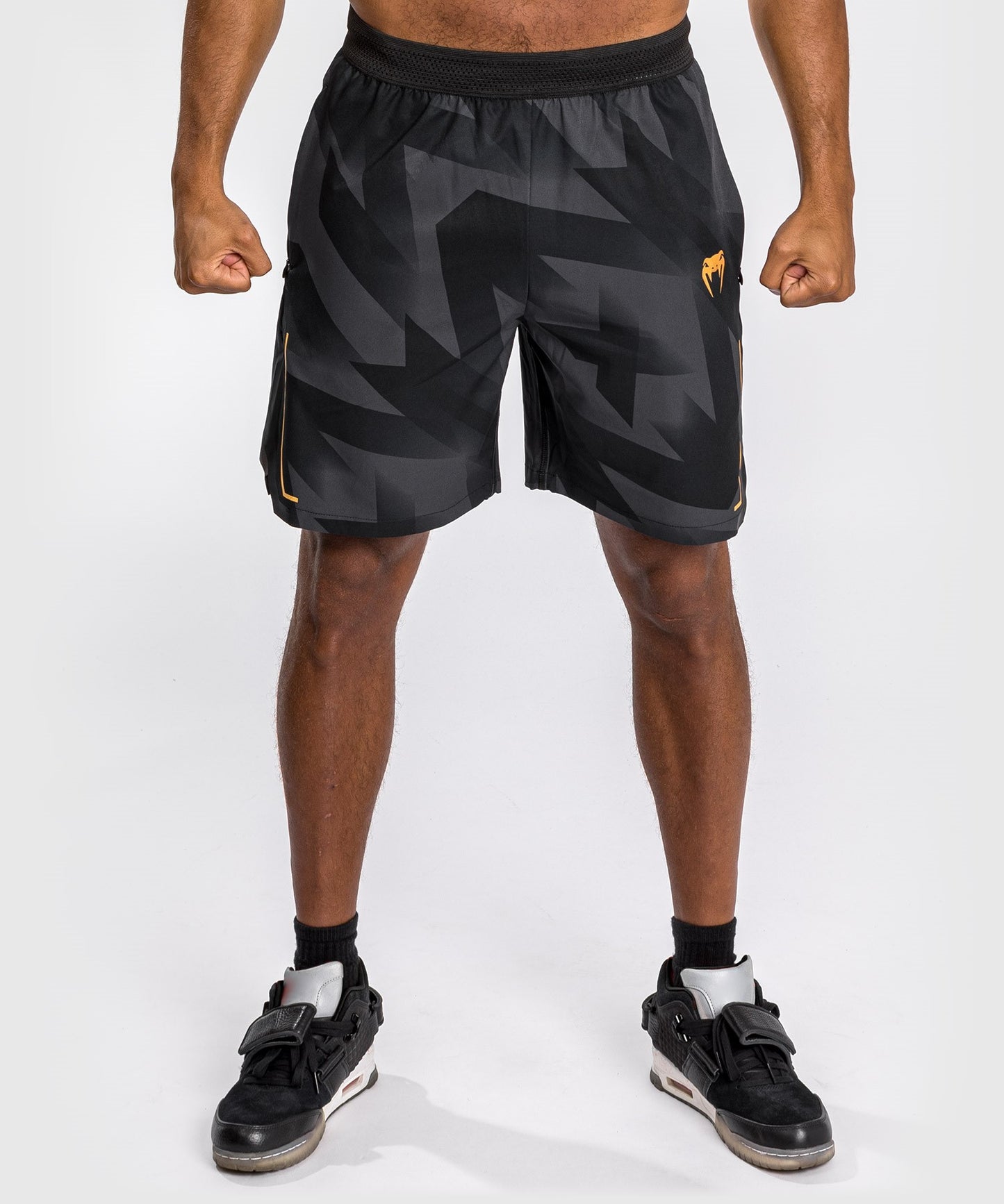 Shorts de entrenamiento Venum Razor - Negro/Oro