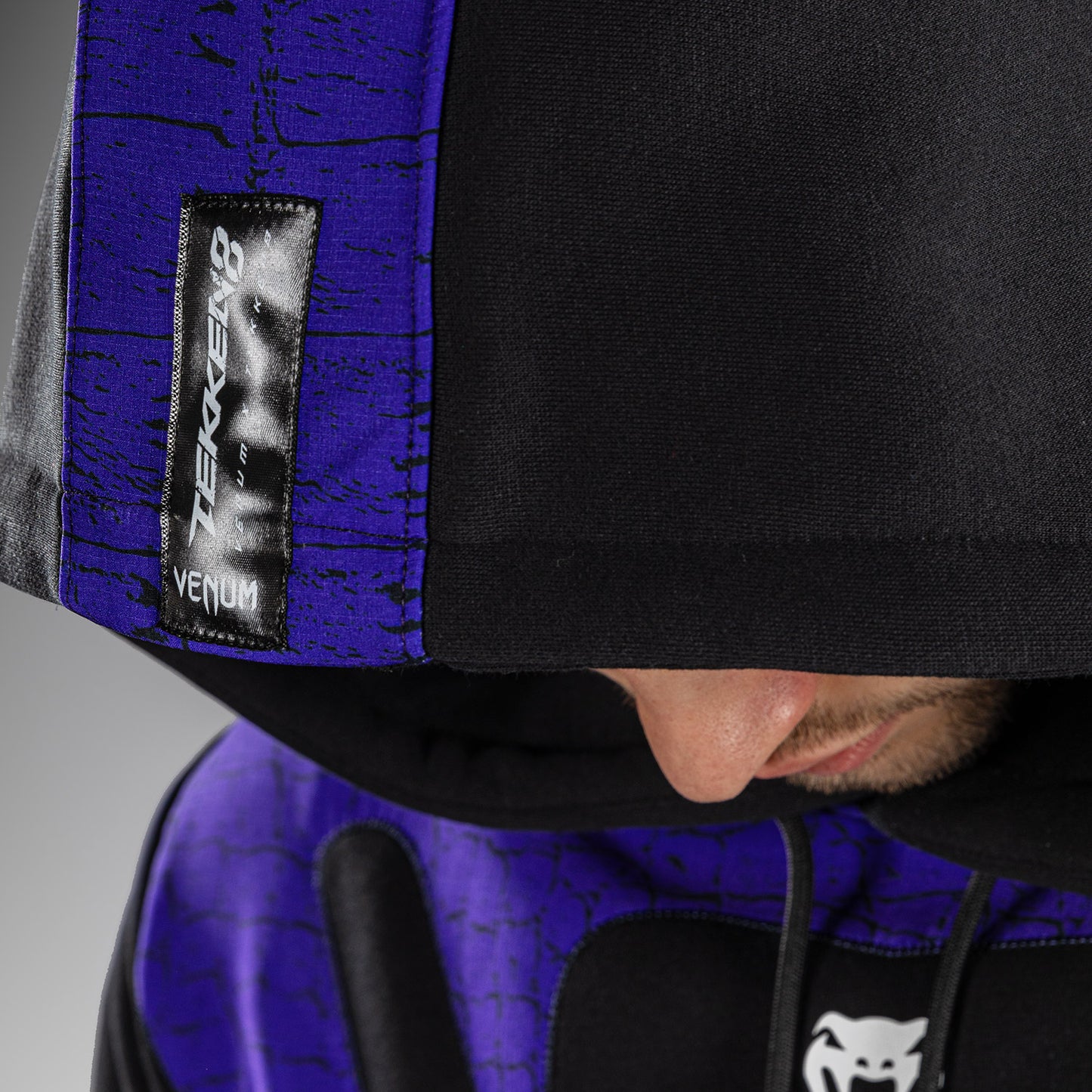 Venum x TEKKEN 8 Sudadera con Capucha Kazuya - Negro/Morado