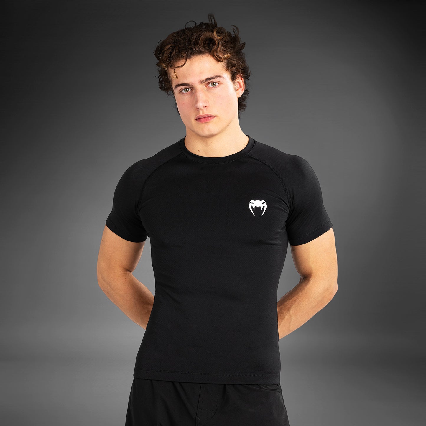 Venum Contender Lycra de manga corta para hombre - Negro/Blanco