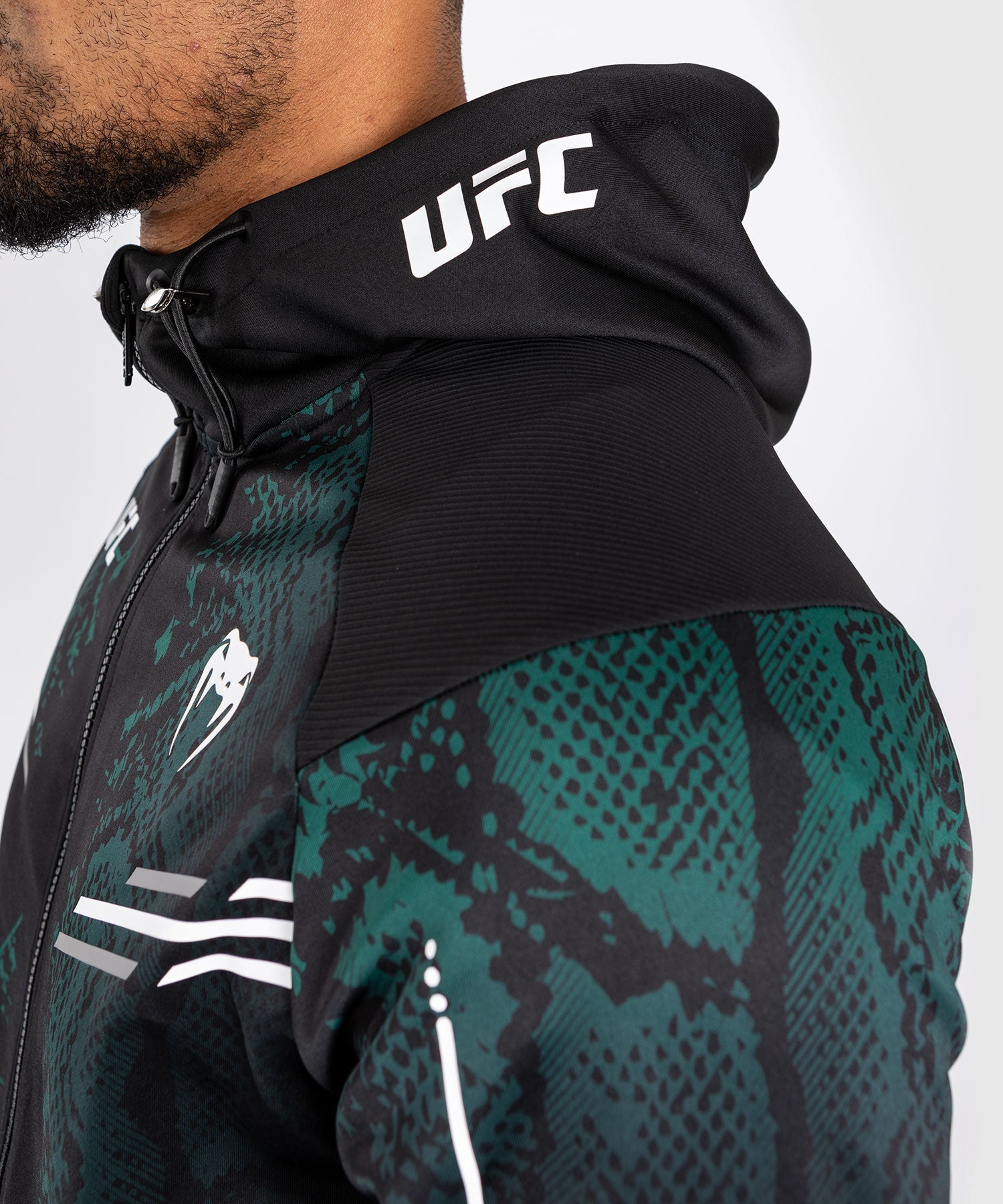 Chaqueta reebok ufc hombre verdes store
