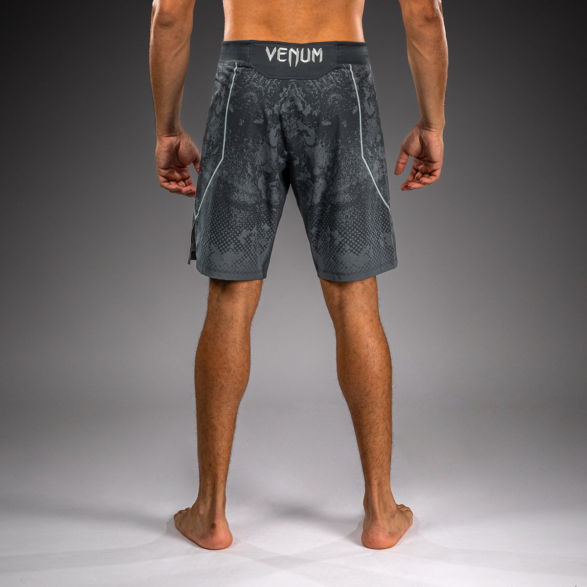 Venum x Batman Fightshorts - Gris