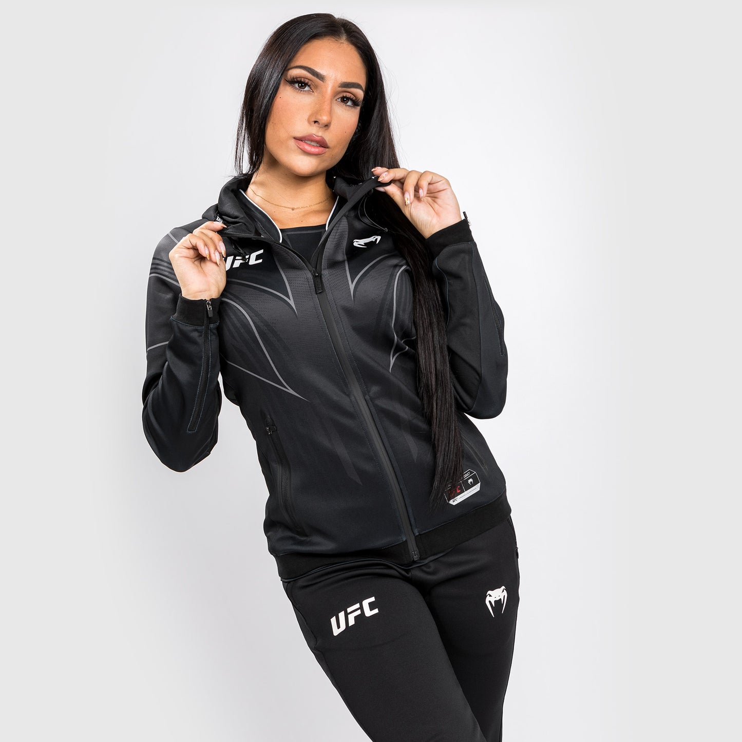 Sudadera con capucha UFC Venum Authentic Fight Night 2.0 para mujer - Negra