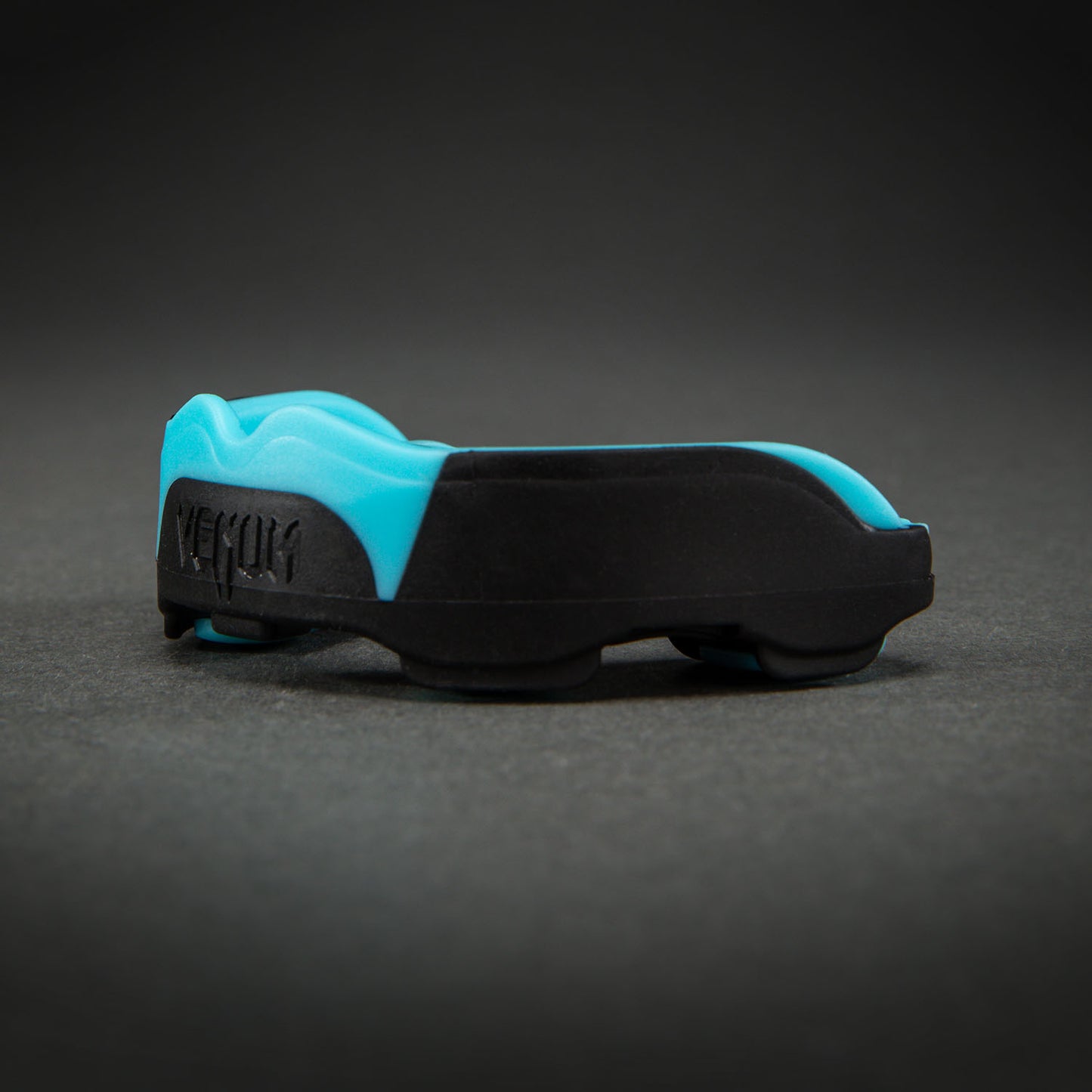 Venum Predator Protector Bucal – Negro/Turquesa