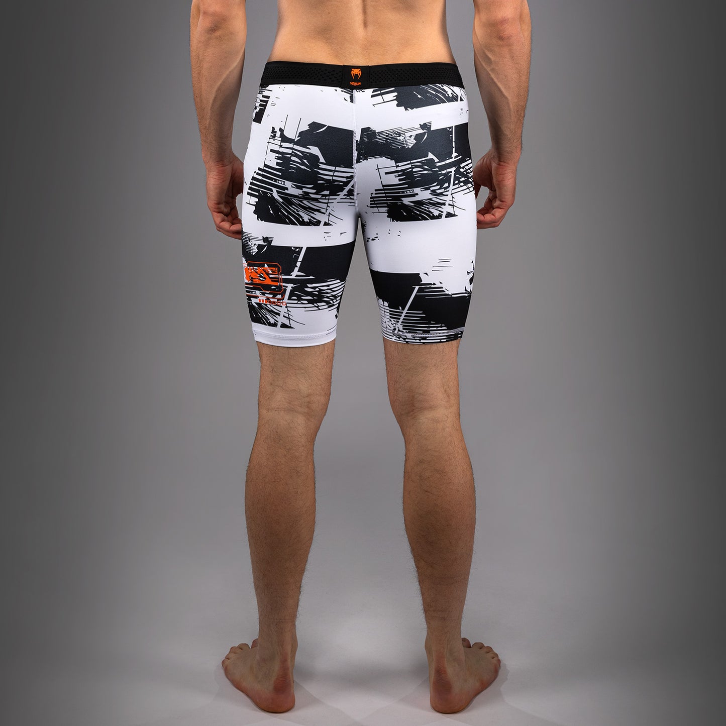 UFC Zenith by Venum Authentic Fight Week Short Vale Tudo Performance Hombre - Blanco