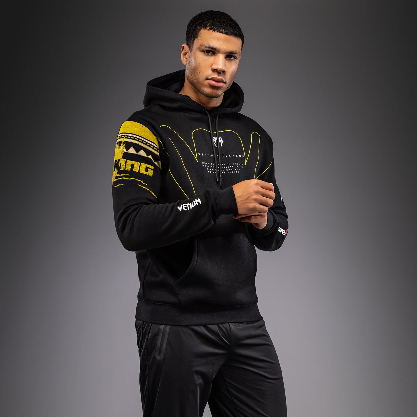 Venum x TEKKEN 8 Sudadera con Capucha King - Negro/Amarillo