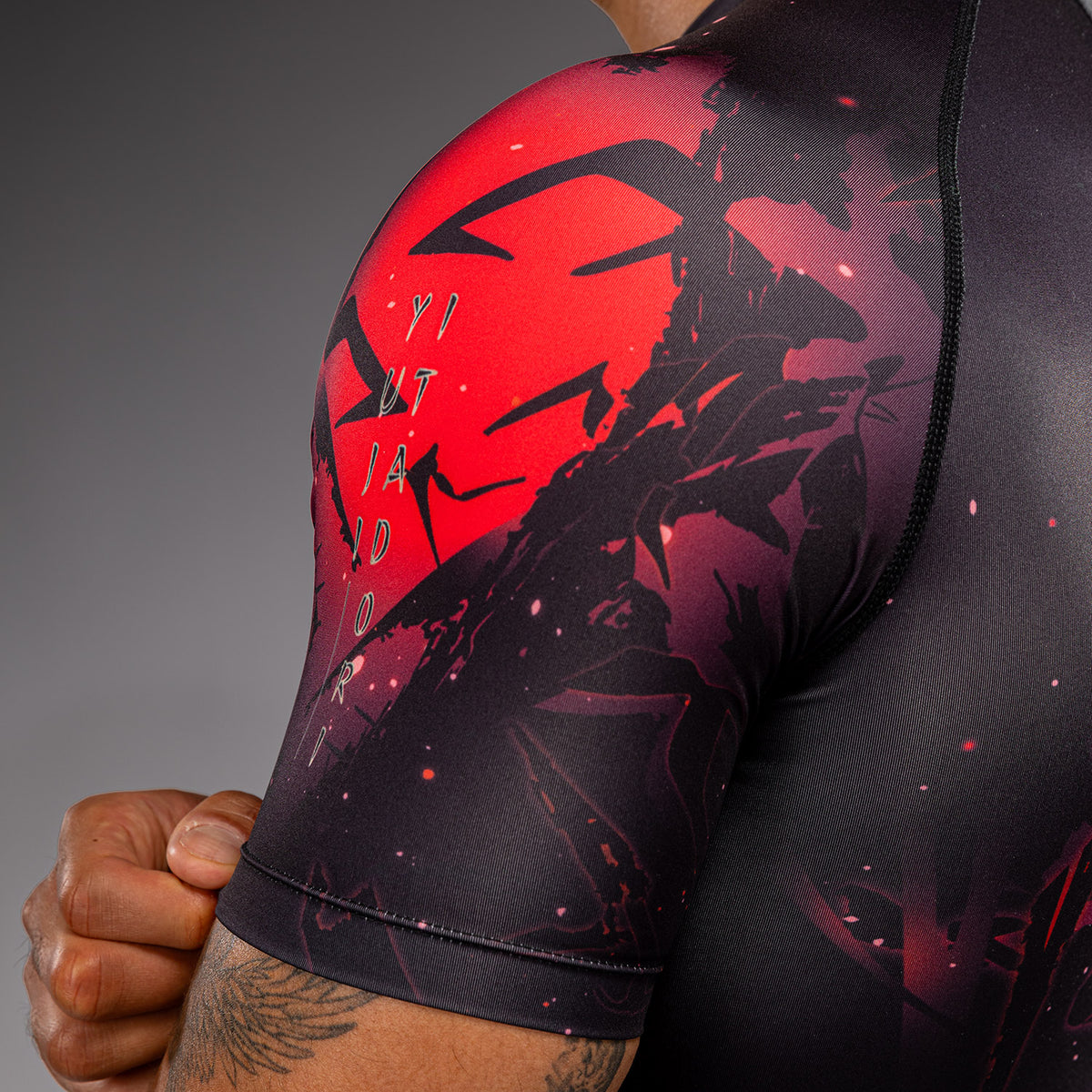 Jujutsu Kaisen x Venum Itadori Rashguard Manga Corta – Negro/Rojo