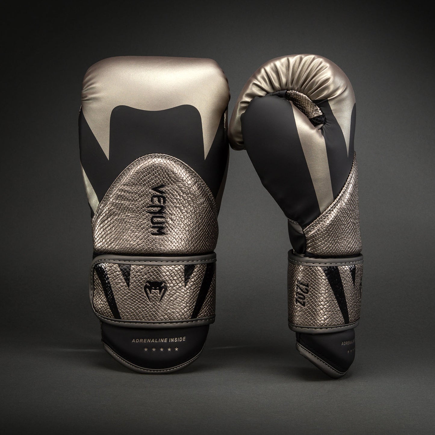 Venum Challenger 4.0 Scales Guantes de Boxeo – Plata/Negro