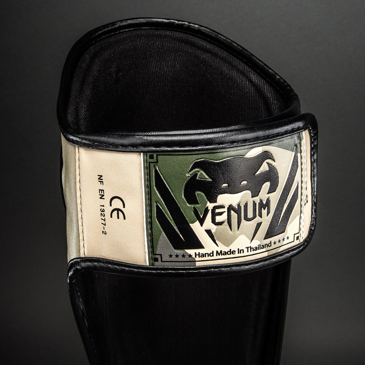 Venum Elite Espinilleras - Caqui/ Blanco Hueso