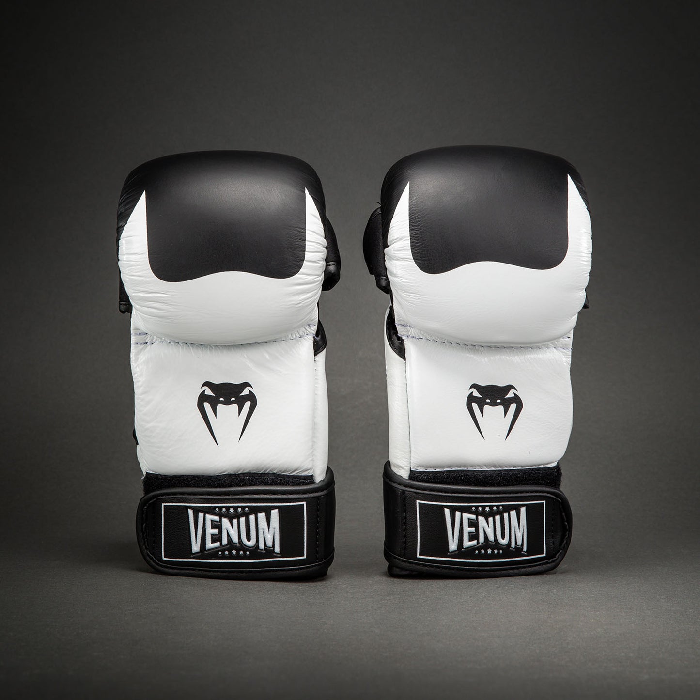 Venum Attack 2.0 Guantes de Sparring de Piel – Negro/Blanco