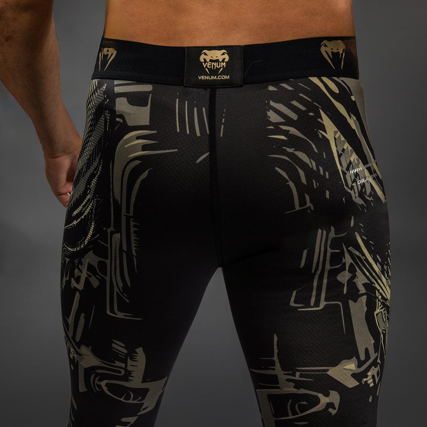 Venum Invader Spats - Negro/Sand