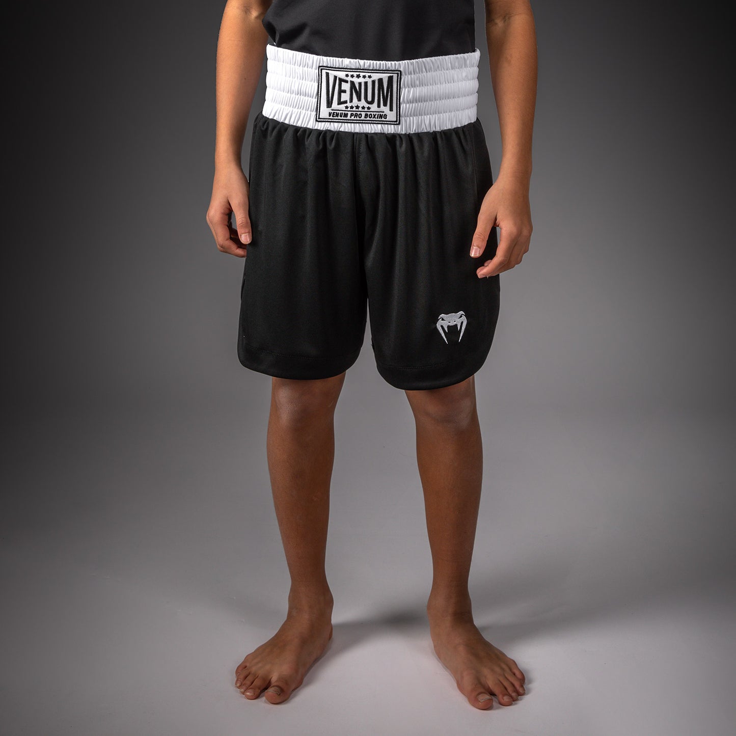 Venum Classic Short de Boxeo Para Niños – Negro/Blanco