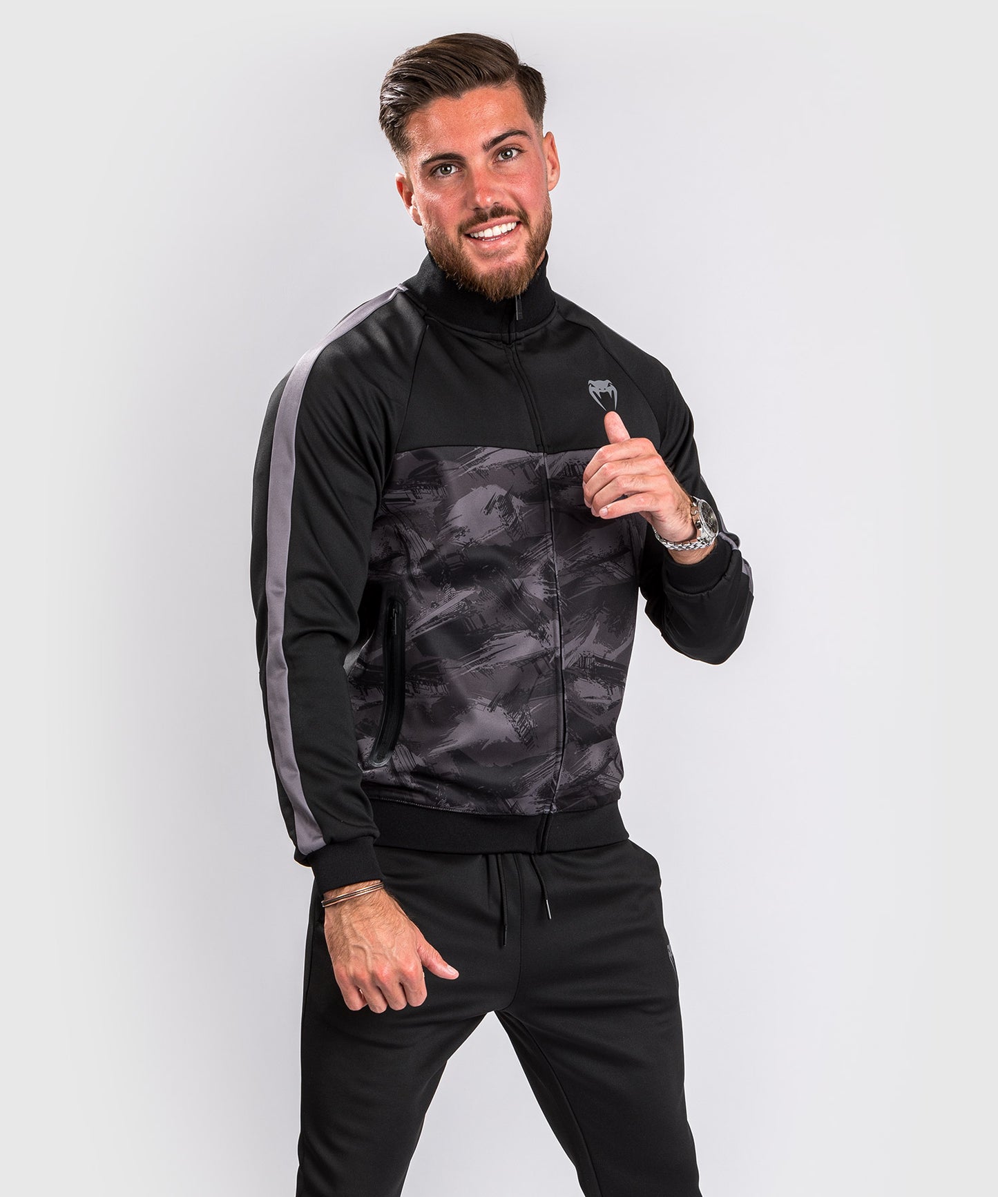 CHAQUETA VENUM CLUB EVO - NEGRO/CAMUFLAJE OSCURO