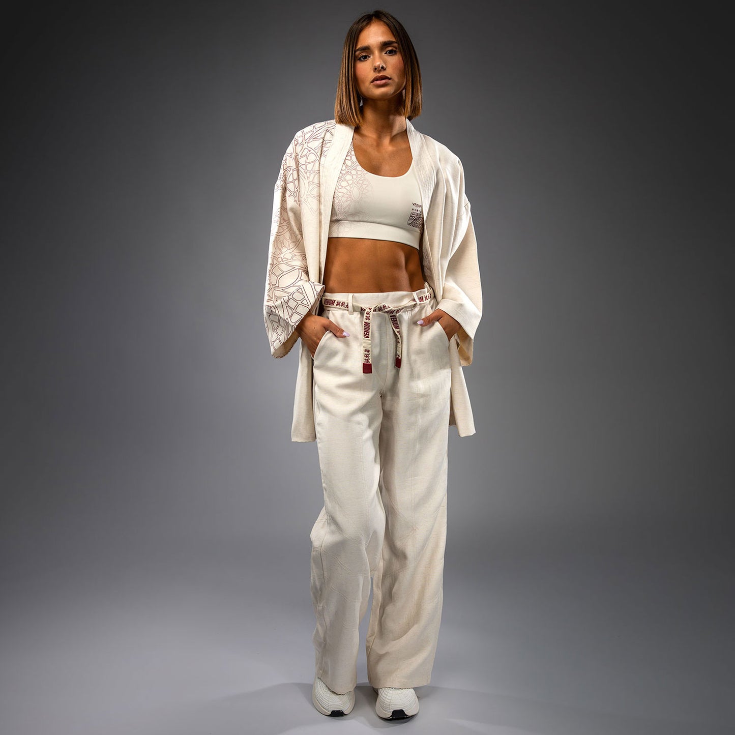 Venum Serpenti Chaqueta Mujer – Marfil/Burdeos