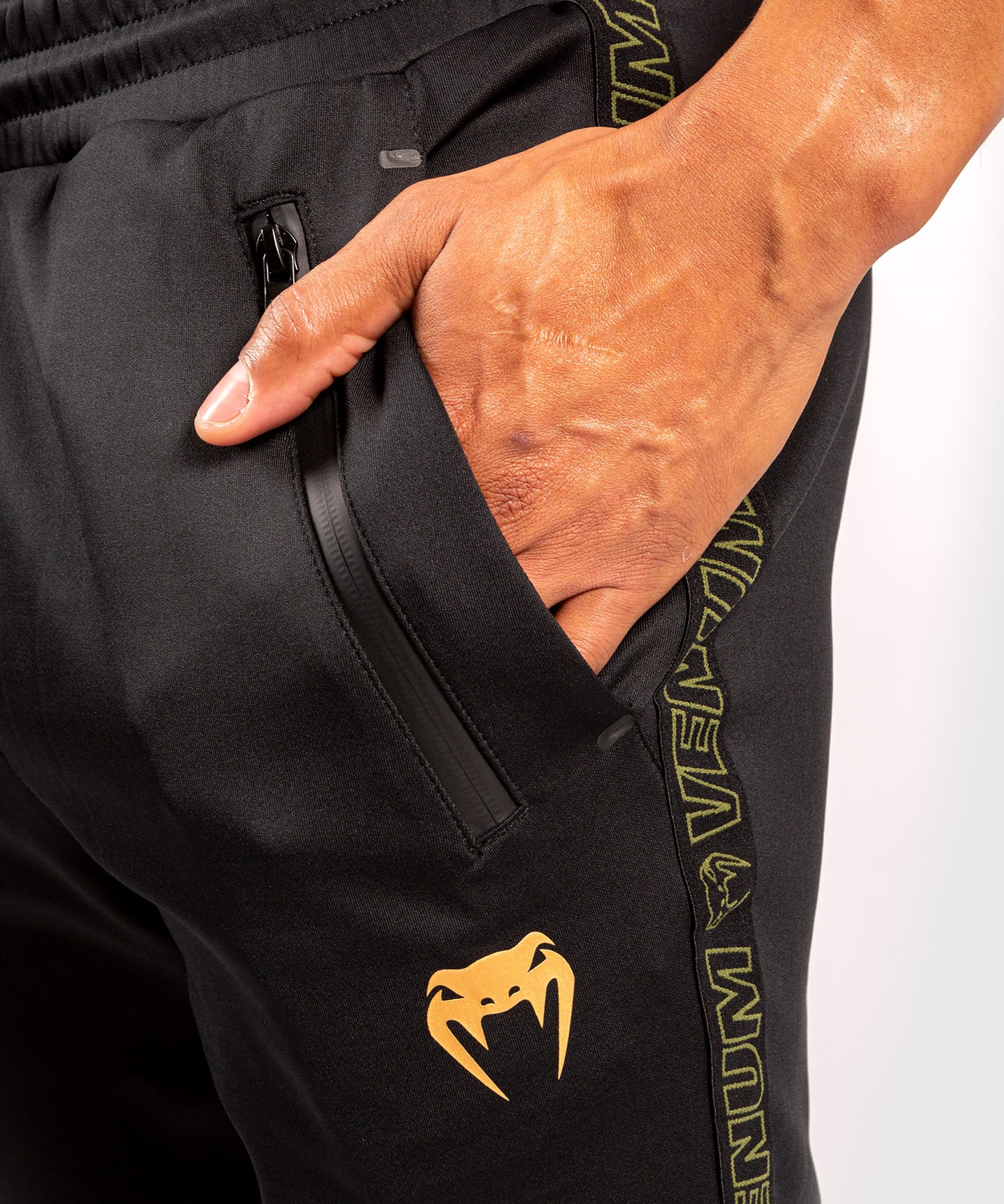 Pantalón de chándal Venum Club 212 - Negro/Caqui