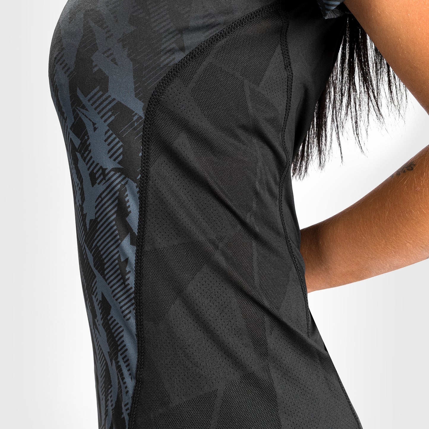 Venum UFC Authentic Fight Week Camiseta Performance de Manga Corta para Mujer – Negro