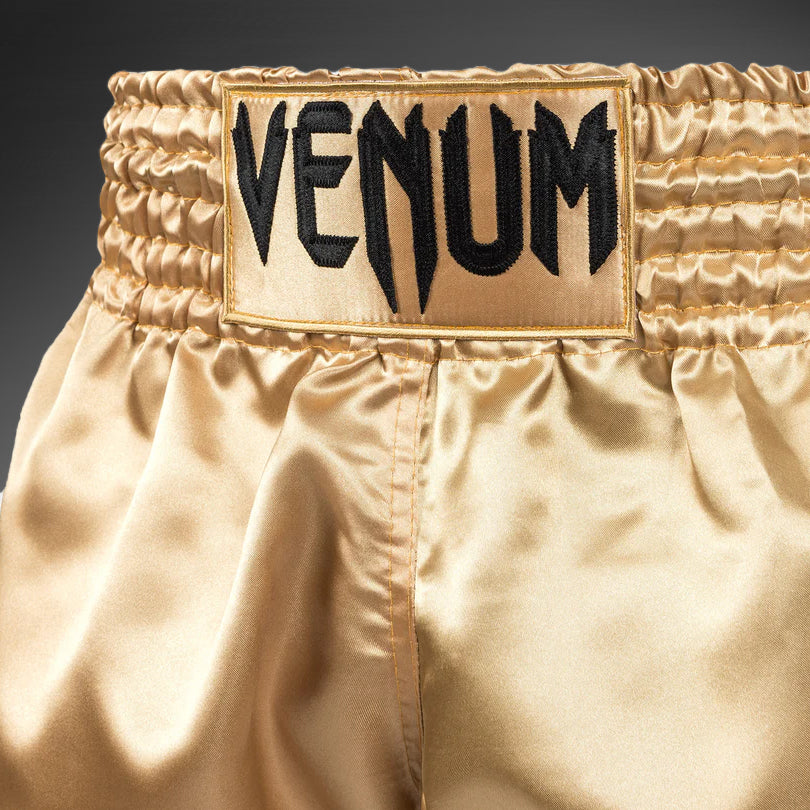 Shorts de Boxeo Tailandés Venum Classic Oro/Negro