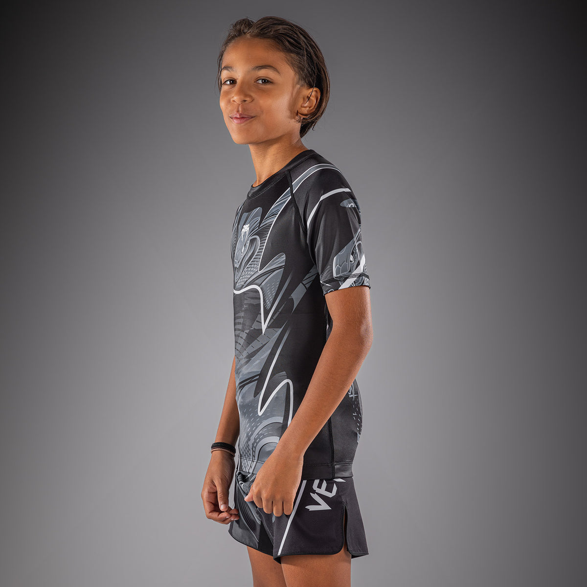 Venum Crimson Viper 2.0 Rashguard de manga corta para niño - Negro/Gris