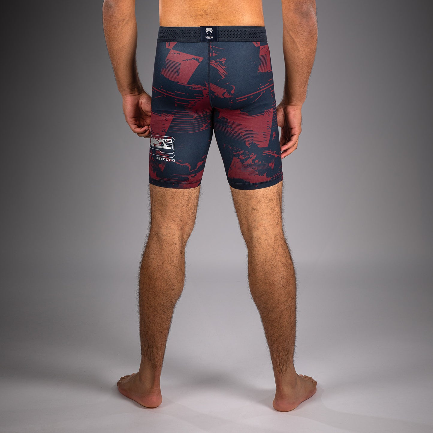 UFC Zenith by Venum Authentic Fight Week Short Vale Tudo Performance Hombre - Azul marino/Burdeos/Plateado