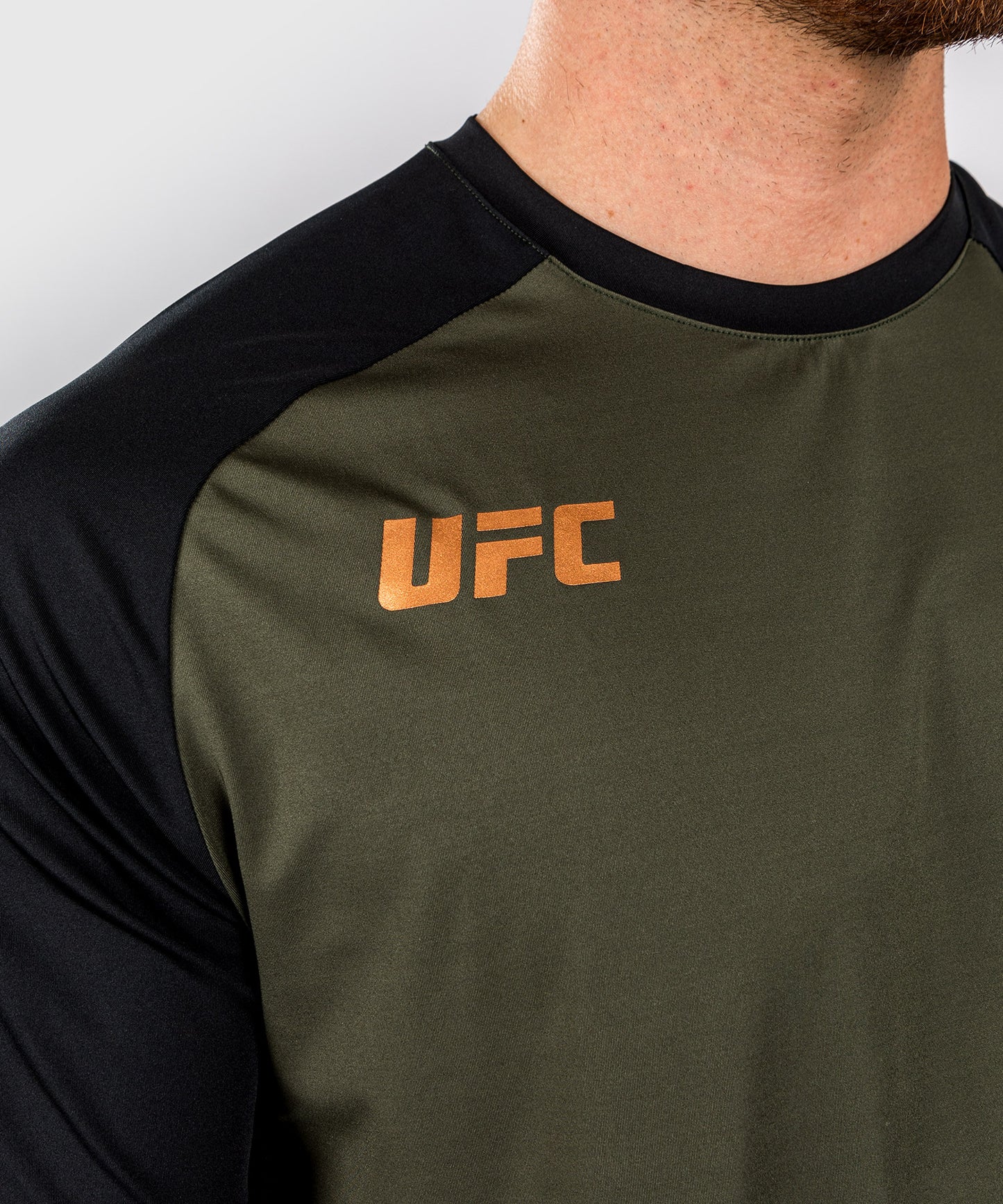 UFC Adrenaline by Venum Fight Week Camiseta Dry-tech para Hombre - Caqui/Bronce