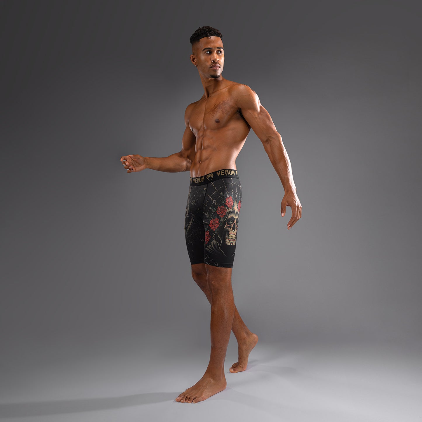 Venum Santa Muerte 5.0 Pantalones Cortos Vale Tudo para Hombre - Negro Profundo/Oro