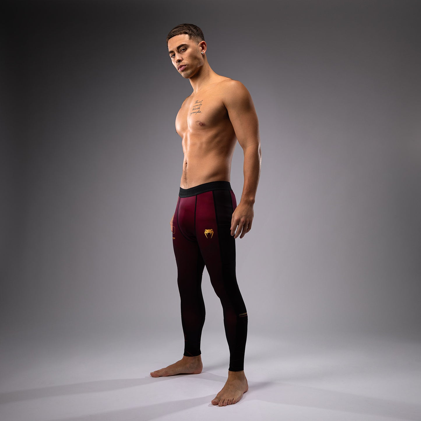 Venum Tactical XT Spats - negro/borgoña/oro