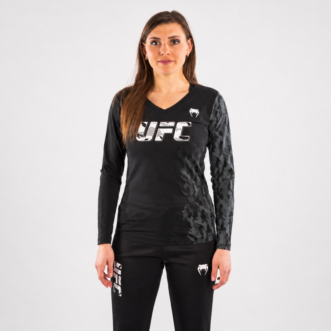Camiseta De Algodón Manga Larga Para Mujer UFC Venum Authentic Fight Week - Negro