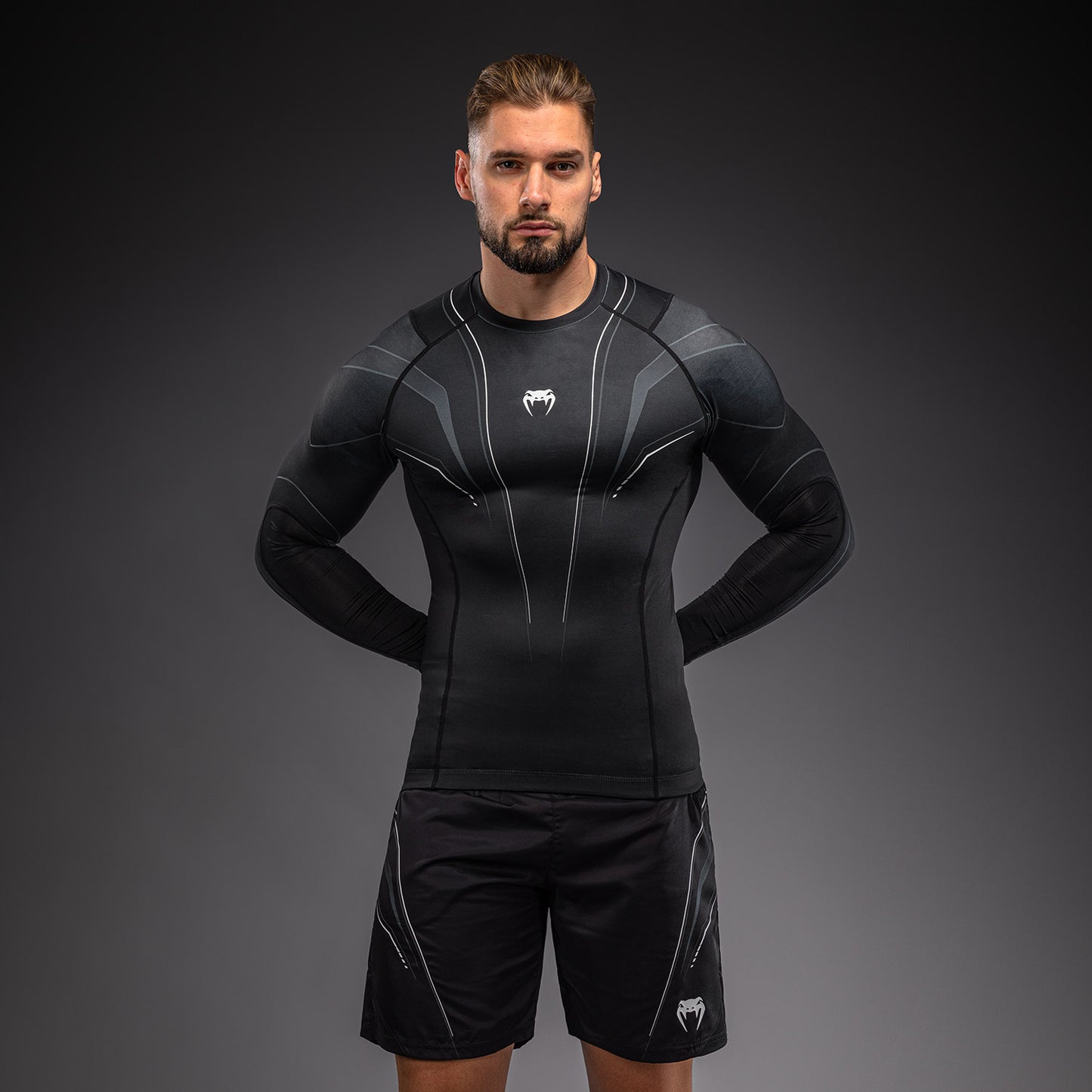 Venum Streamline Rashguard Manga Larga – Negro/Blanco