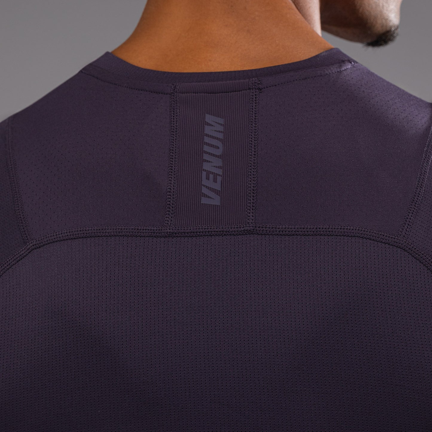 Venum G-Fit Air Rashguard sin Mangas para Hombre - Púrpura Profundo