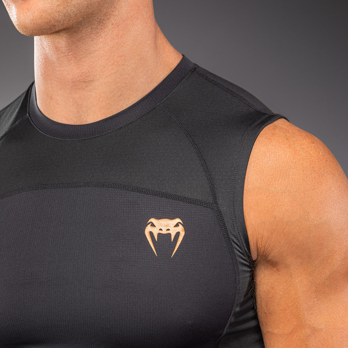 Venum G-Fit Revolution Rashguard sin mangas - Negro/Cobre