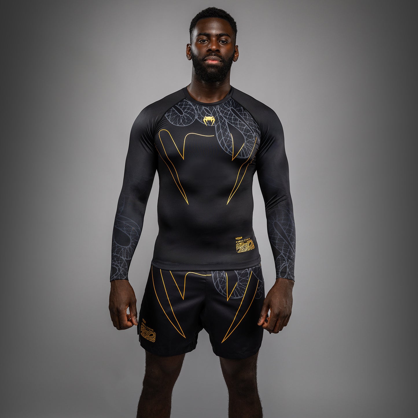 Venum Serpenti Rashguard Manga Larga – Negro/Plata/Dorado