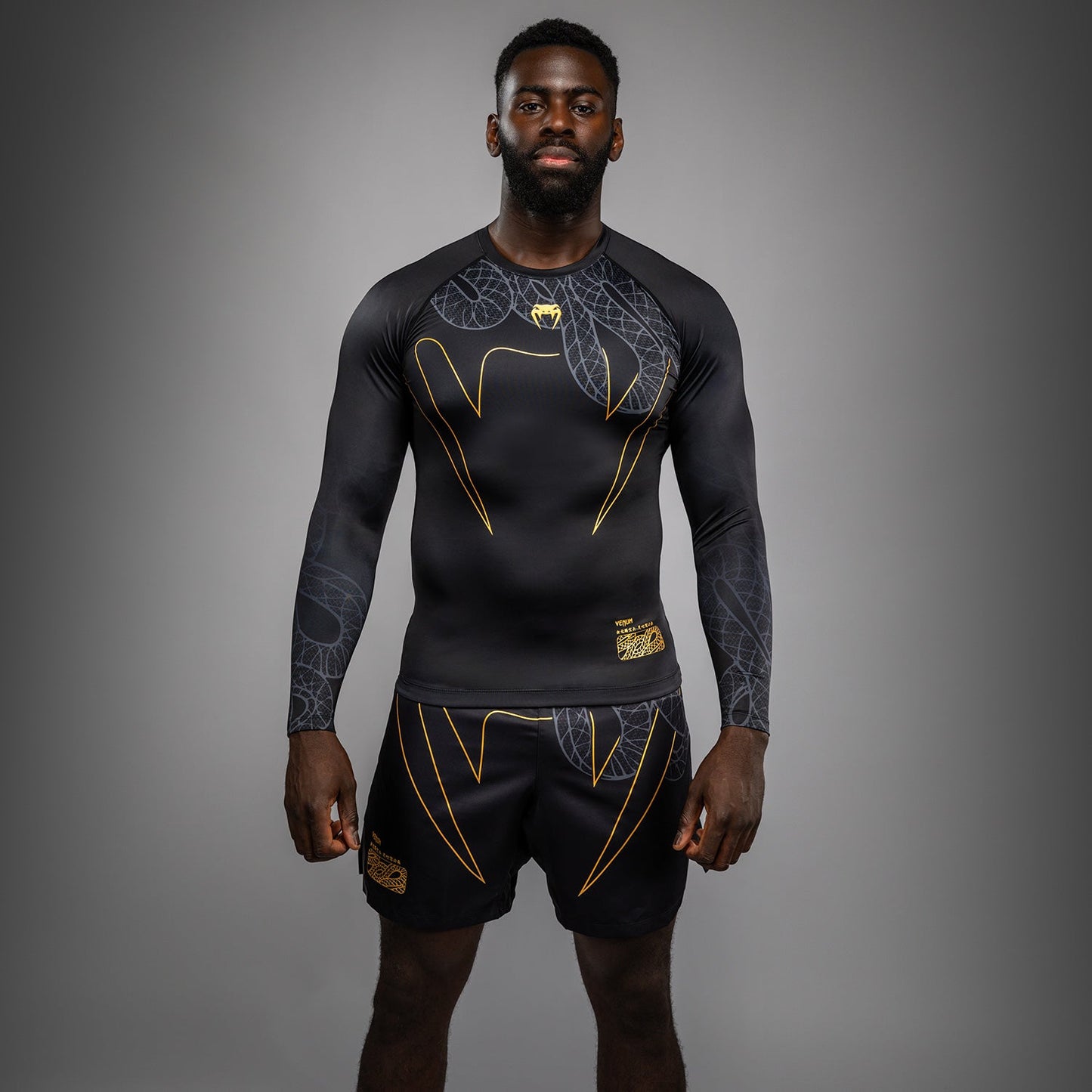 Venum Serpenti Rashguard Manga Larga – Negro/Plata/Dorado