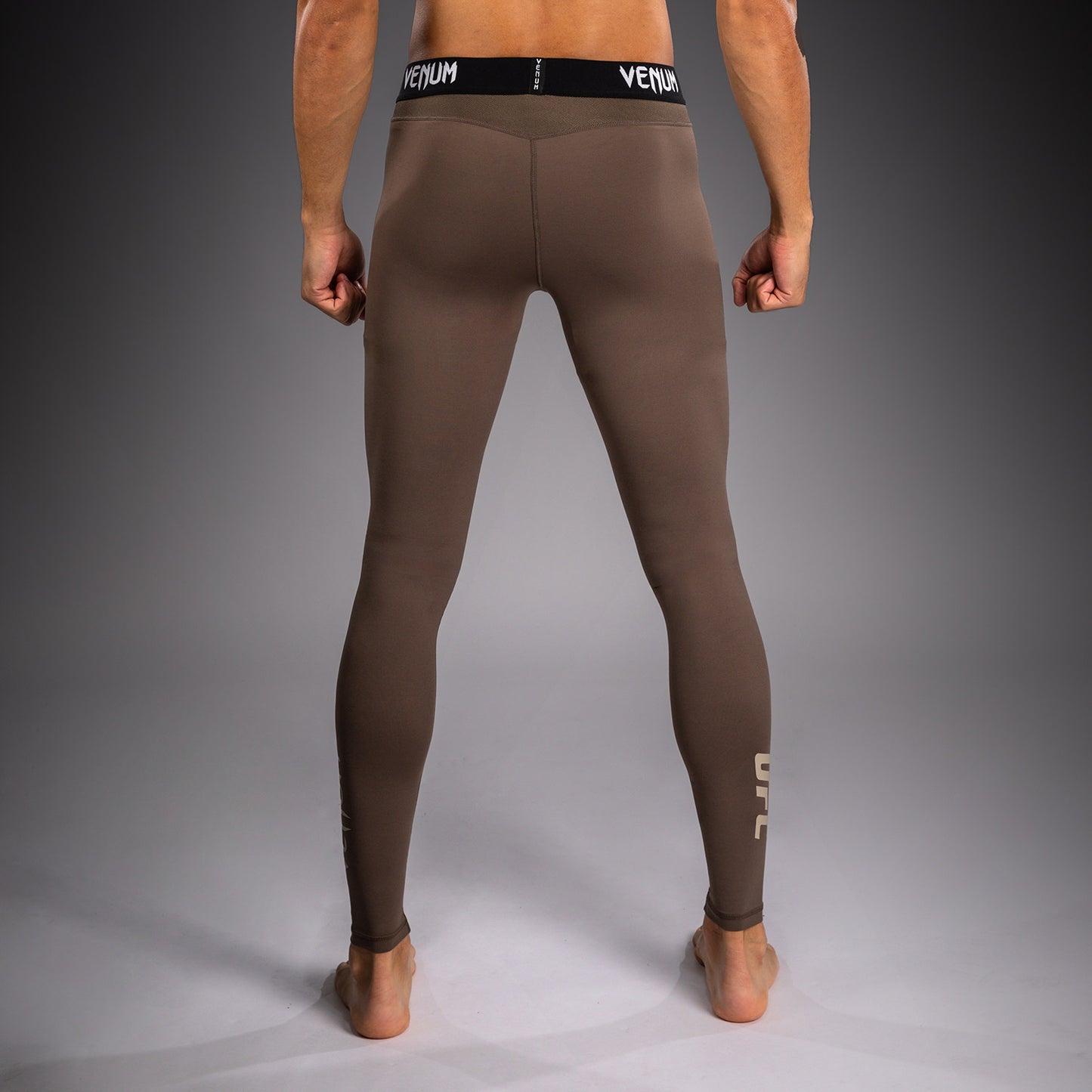 Venum UFC Unity by Venum Authentic Fight Week Pantalón de Compresión Técnico para Hombre - Marrón