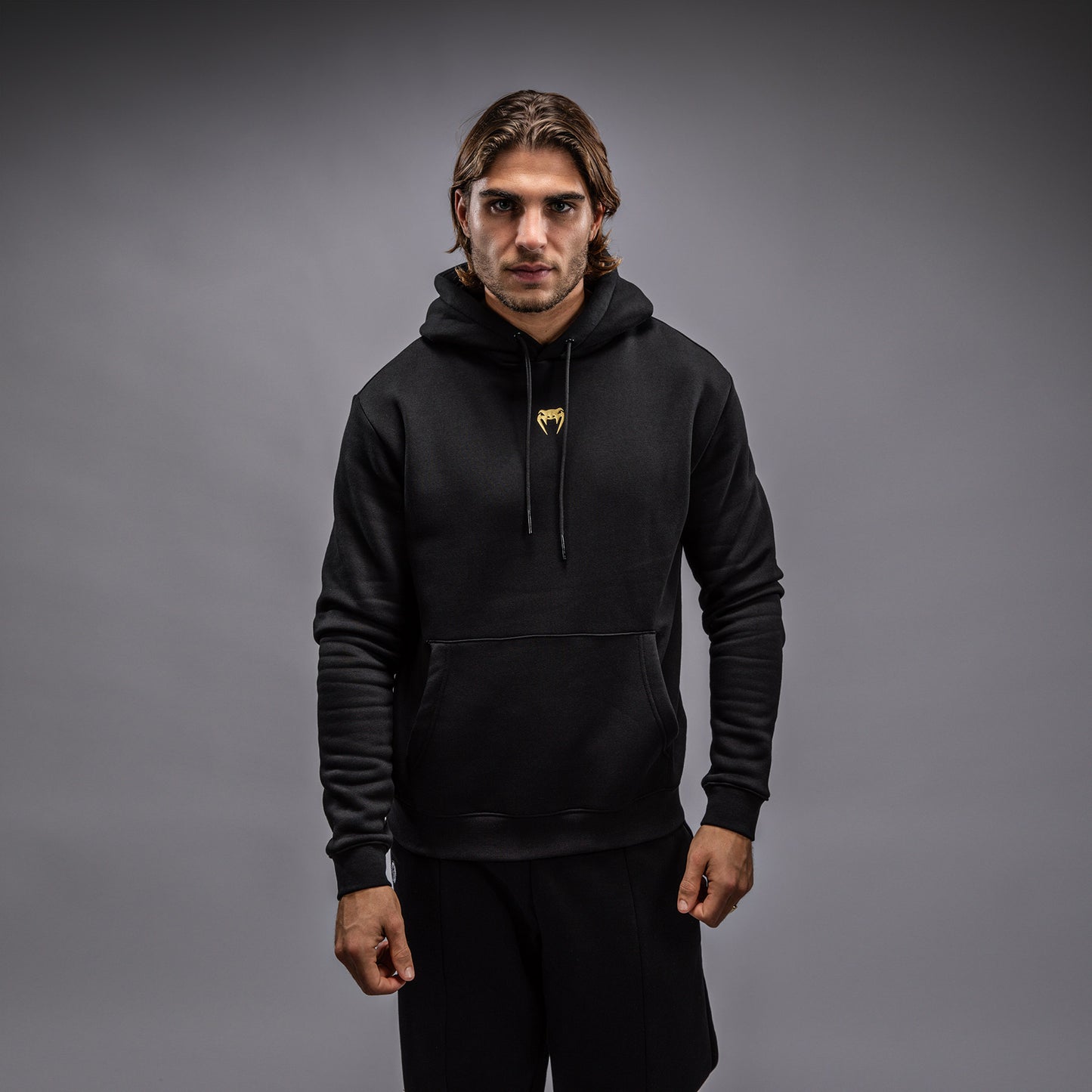 Venum x TEKKEN 8 - Marshall Law Sudadera - Negro/Rojo/Oro