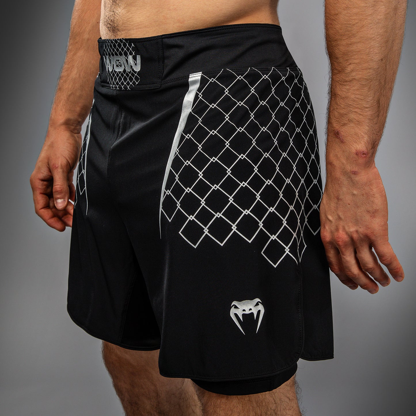 Venum x WOW FC Pantalones de Lucha para Hombre - Negro/Gris Plateado