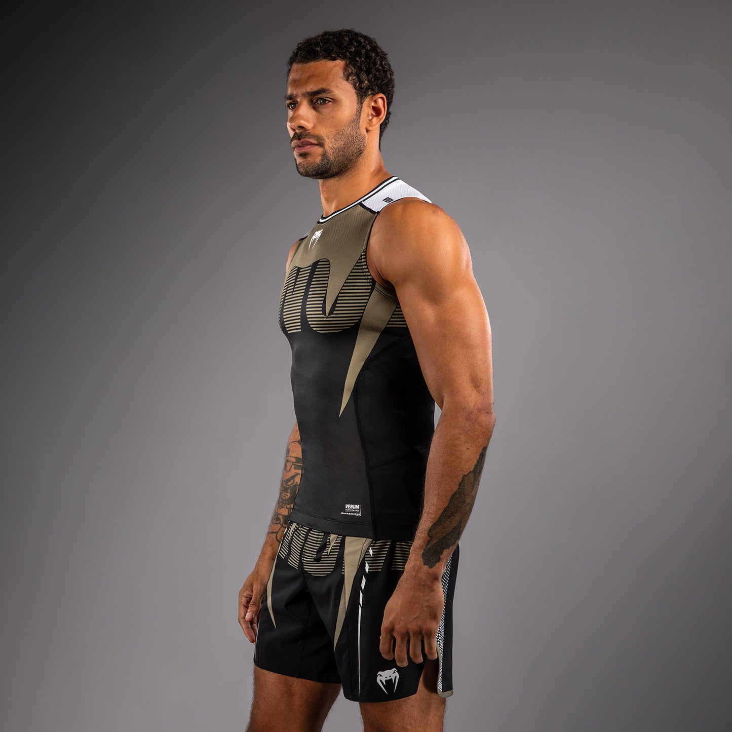 Venum Adrenaline Rashguards Sin Mangas – Negro/Arena