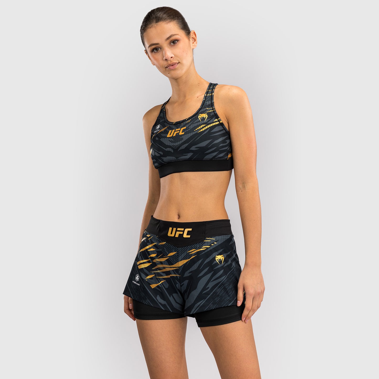 UFC Fusion by Venum Authentic Fight Night Shorts de Lucha para Mujer - Champion