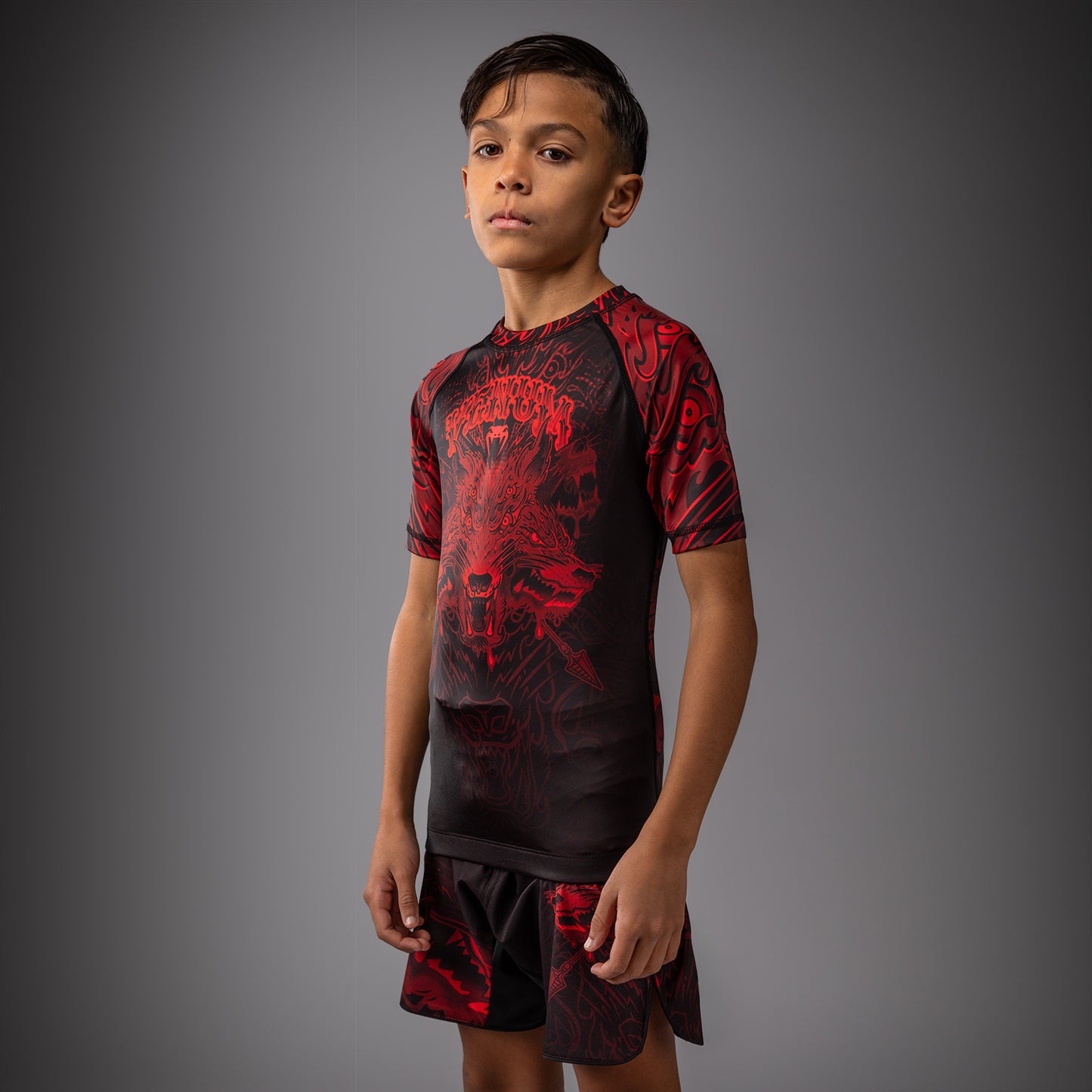 Venum Wolf Atak Rashguard Manga Corta Para Niños – Negro/Rojo