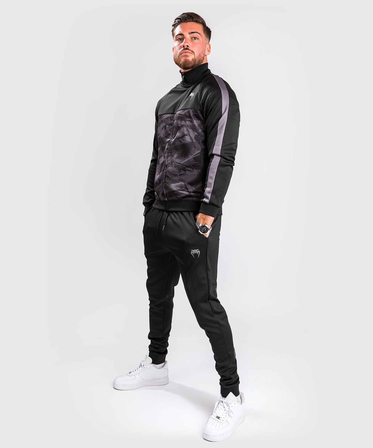 CHAQUETA VENUM CLUB EVO - NEGRO/CAMUFLAJE OSCURO