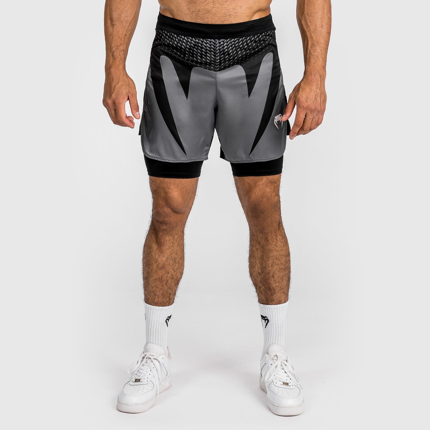 Venum Attack Pantalones Cortos de Lucha para Hombre - Negro