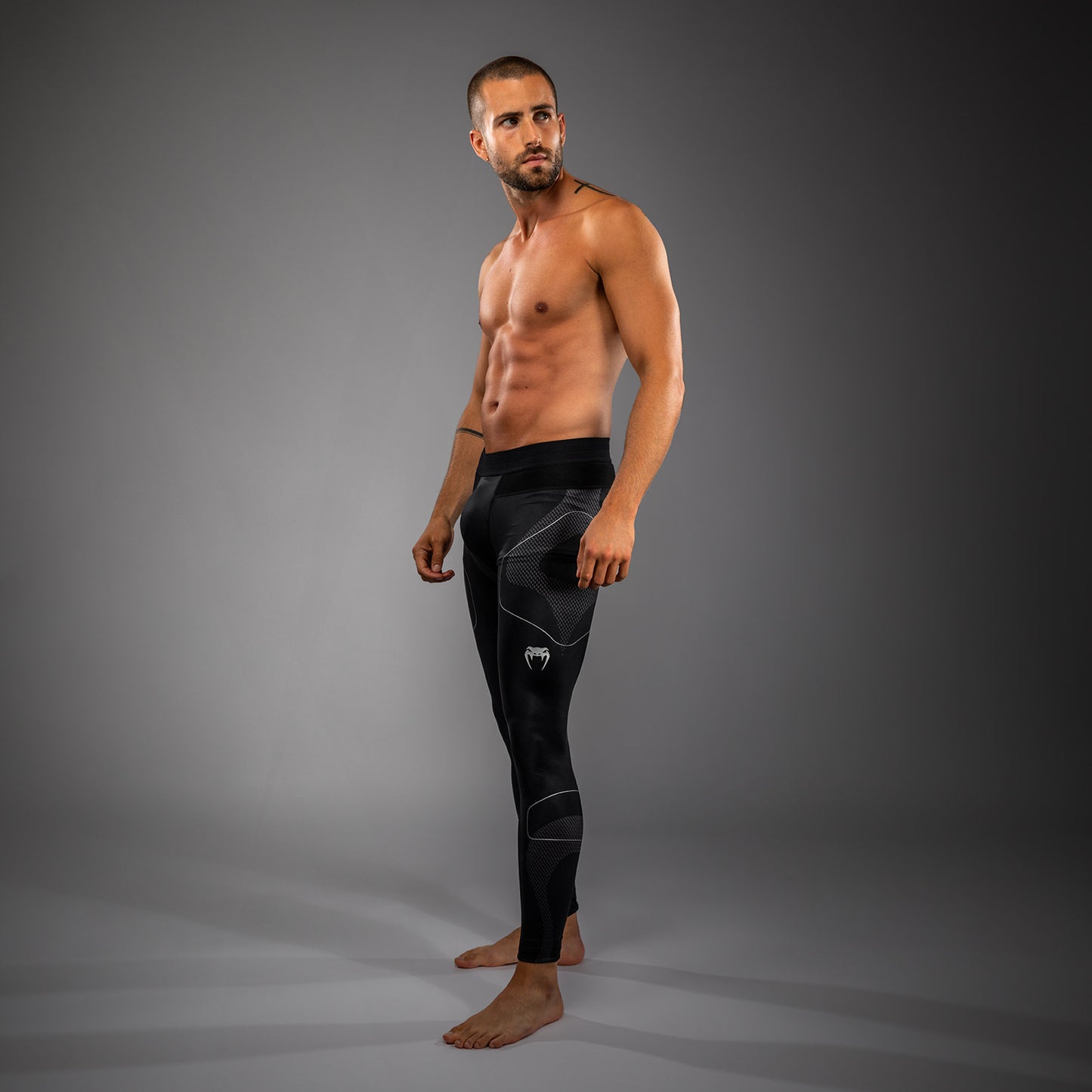 Venum Nexus Pantalones Ajustados – Negro/Plata