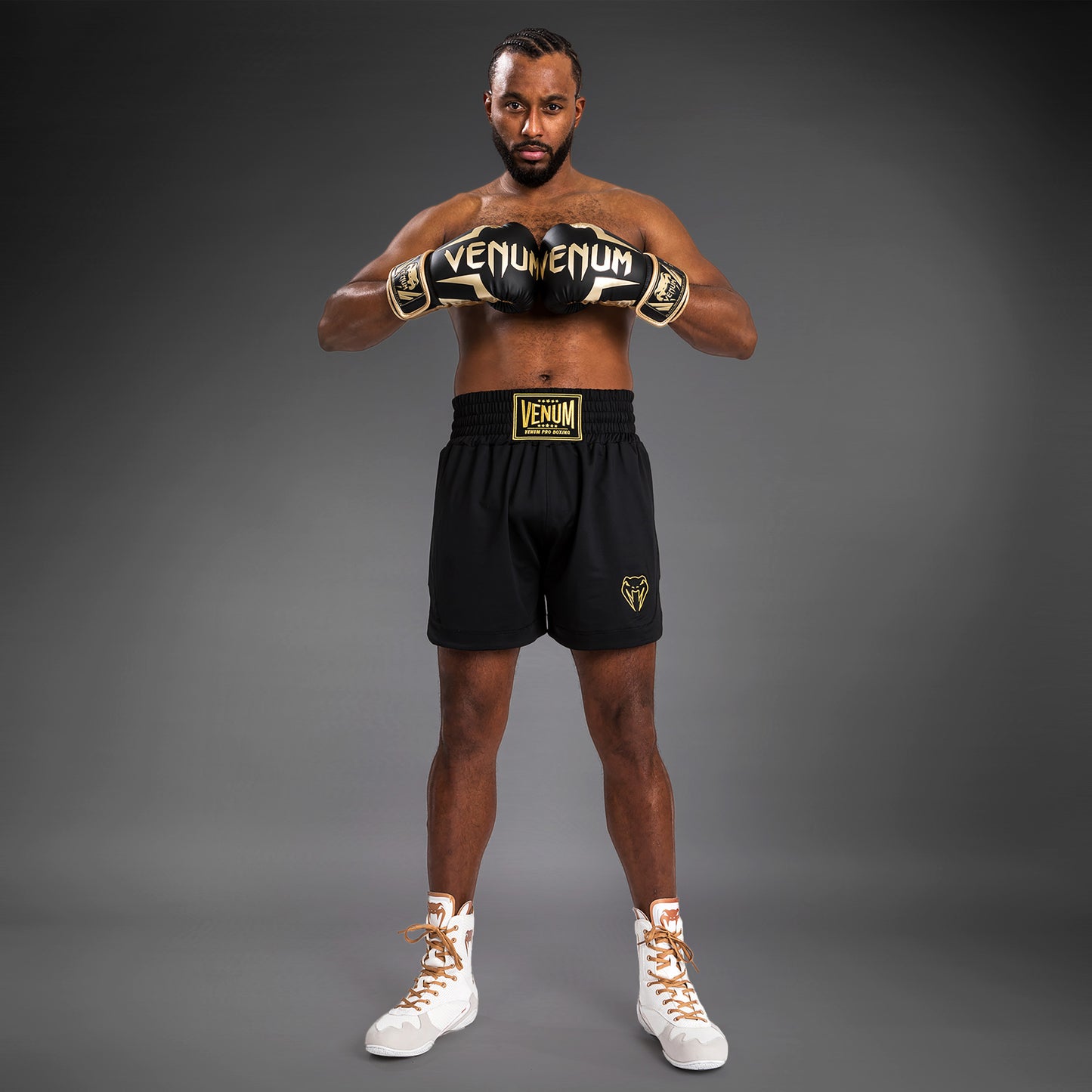 Venum Classic  Boxing Shorts - Negro/Dorado