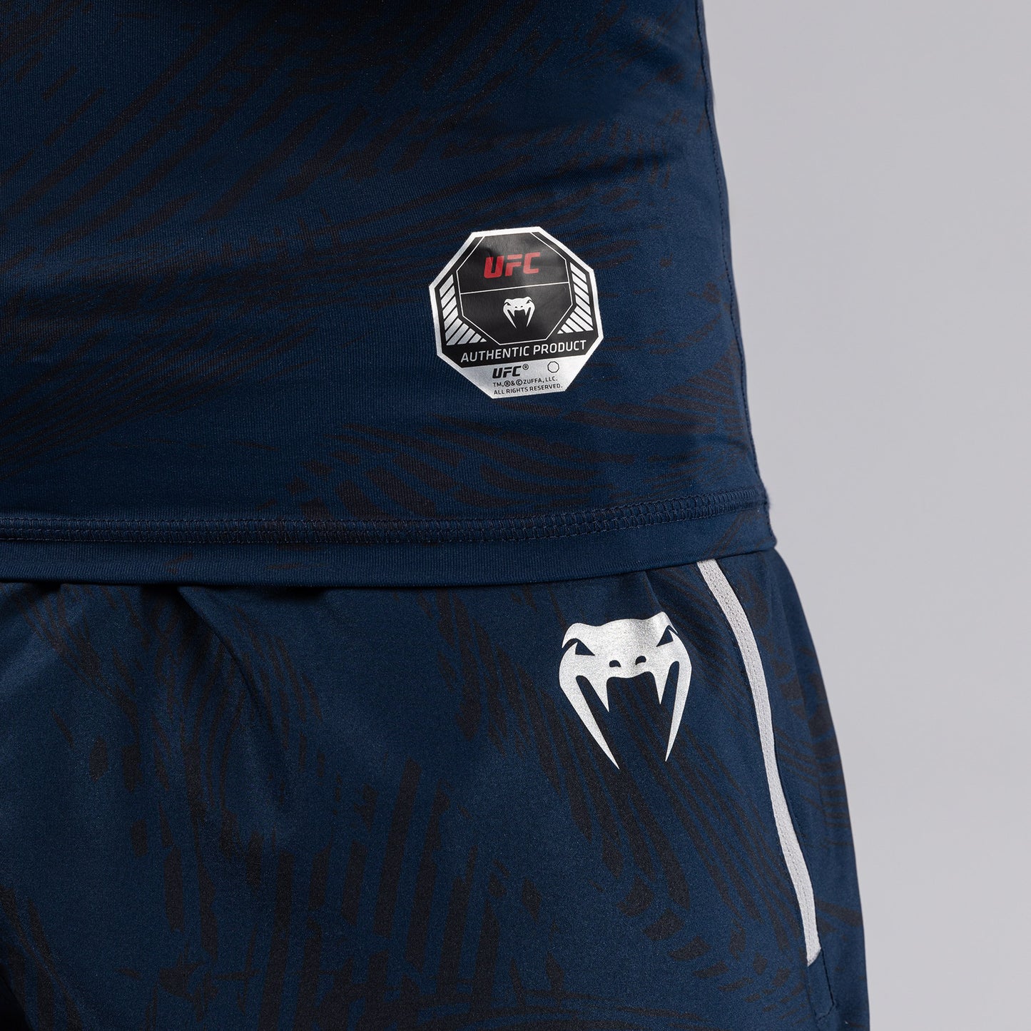 UFC Fusion by Venum Fight Week Rashguard de Manga Corta de Rendimiento para Hombre - Azul oceánico