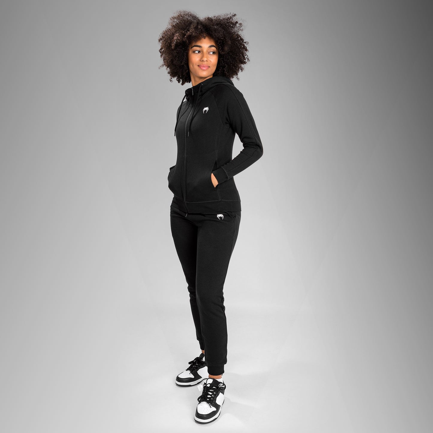 Sudadera Venum Essential - Negro