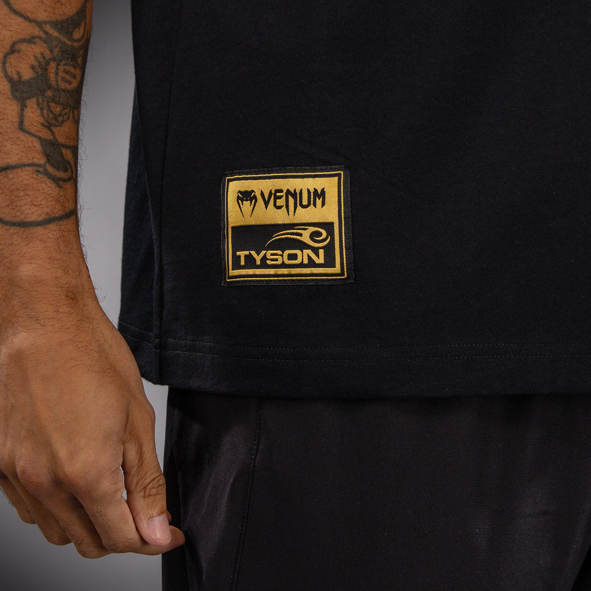 Venum x Mike Tyson Tiger Camiseta Tiger - Negro/Oro
