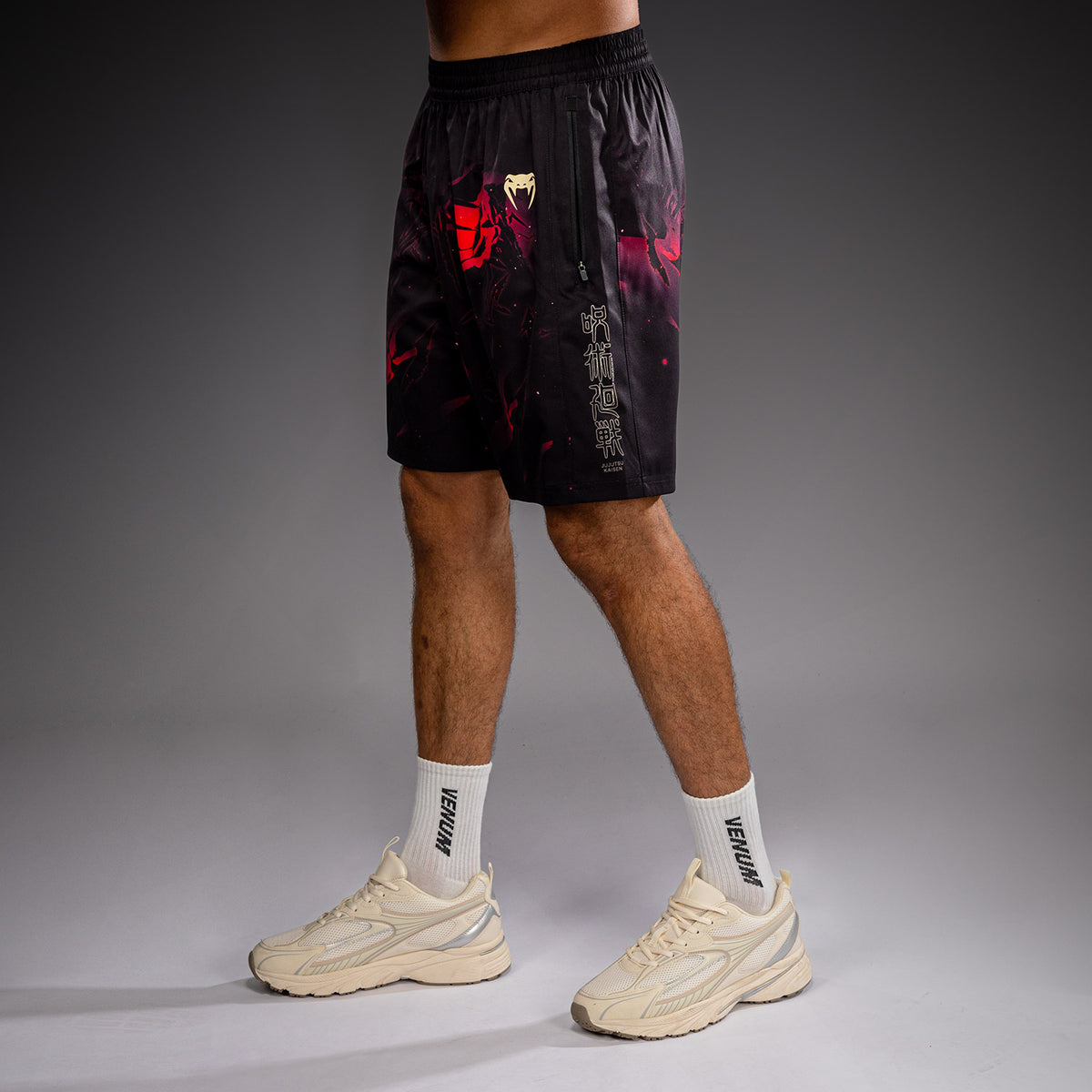 Jujutsu Kaisen x Venum Itadori Short de Entrenamiento – Negro/Rojo