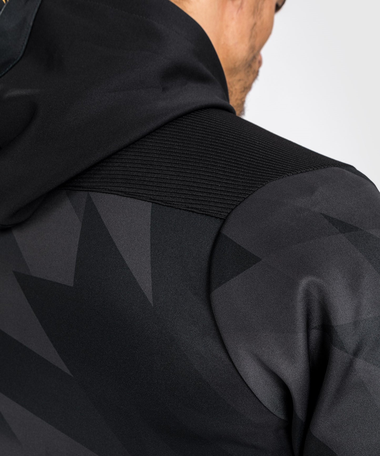 Sudadera con Capucha Venum Razor - Negro/Oro