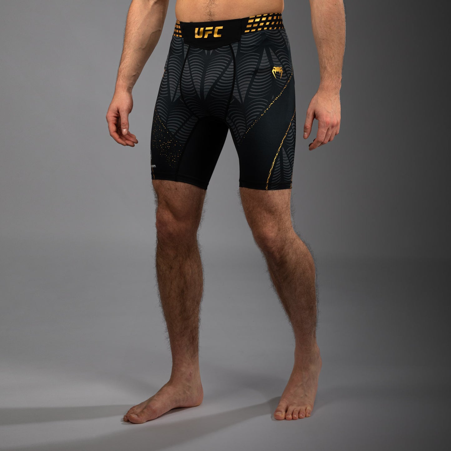 UFC Zenith by Venum Authentic Fight Night Short Vale Tudo Hombre Personalizado - Champion