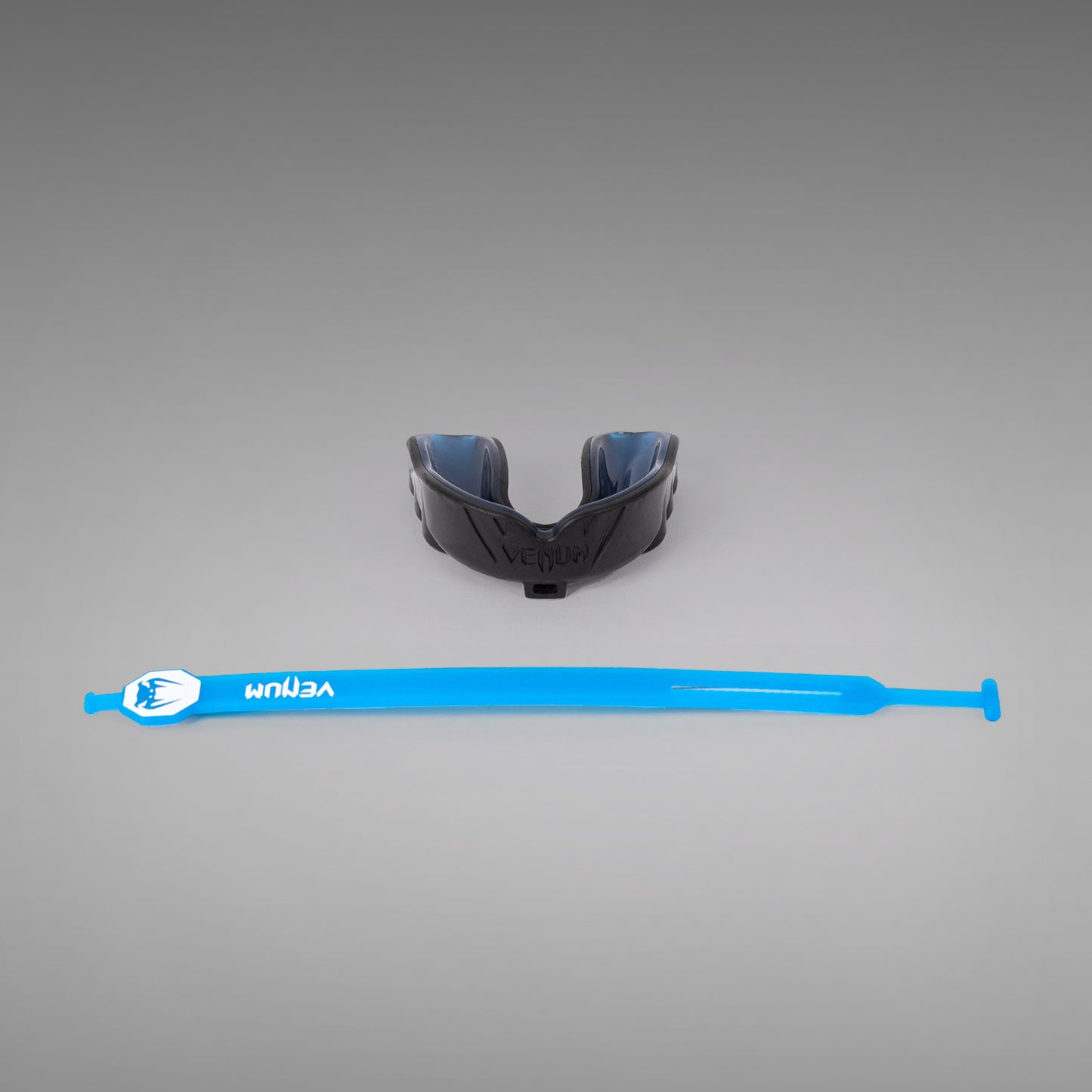 Venum Challenger Protector Bucal con Correa/Sin Correa - Negro/Azul